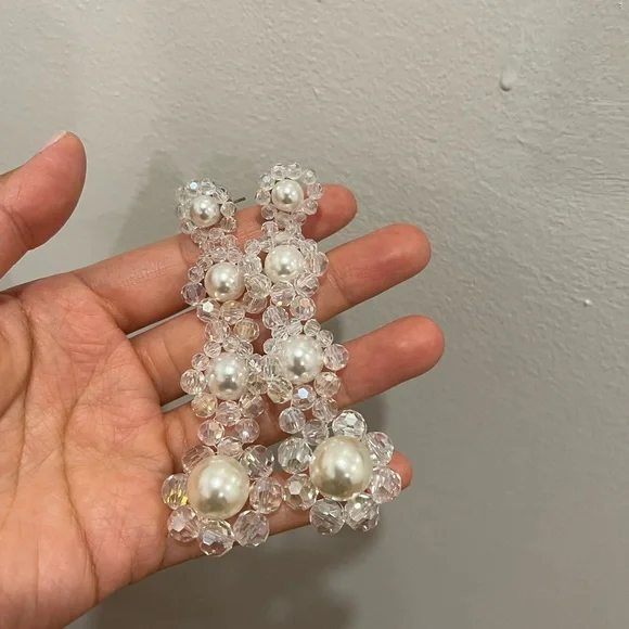 Valet Studio Earring - Picture 2 of 4